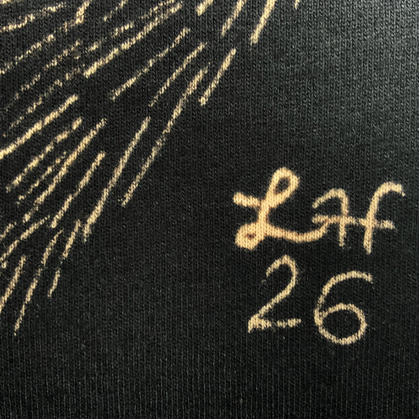 Heart Tail Squirrel - 2XL Bleach-Painted T-Shirt