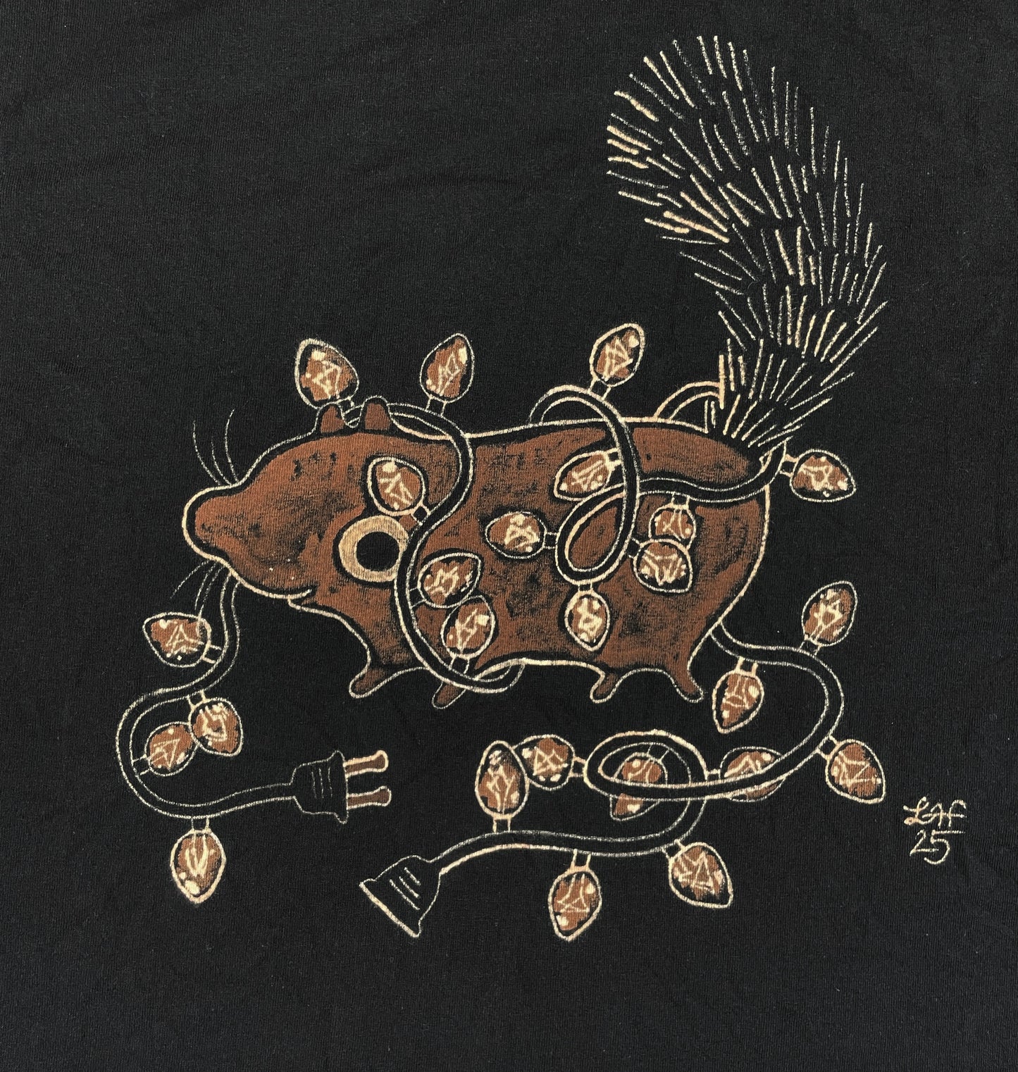 Xmas Lights Squirrel - 3XL Bleach-Painted T-Shirt