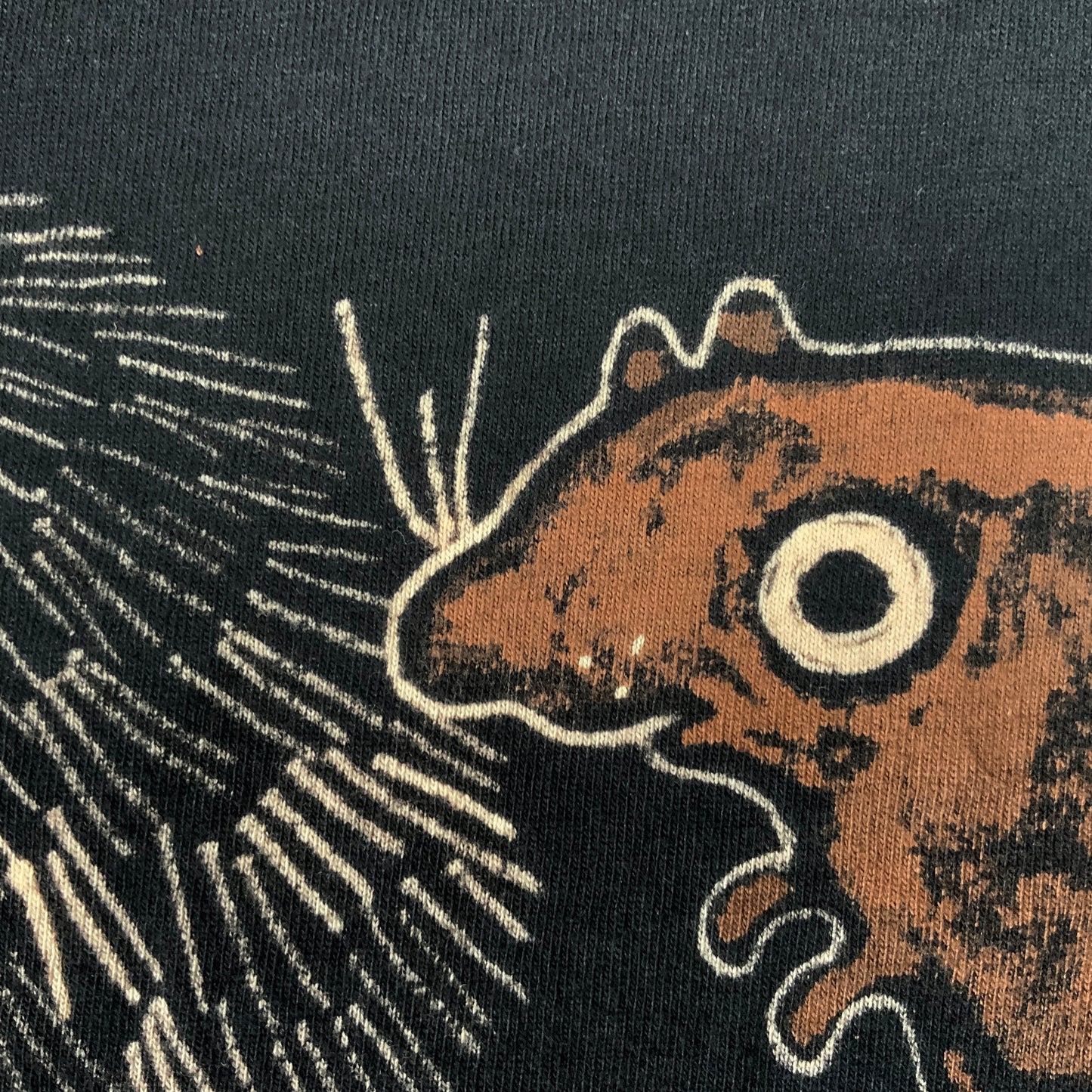 Heart Tail Squirrel - 2XL Bleach-Painted T-Shirt