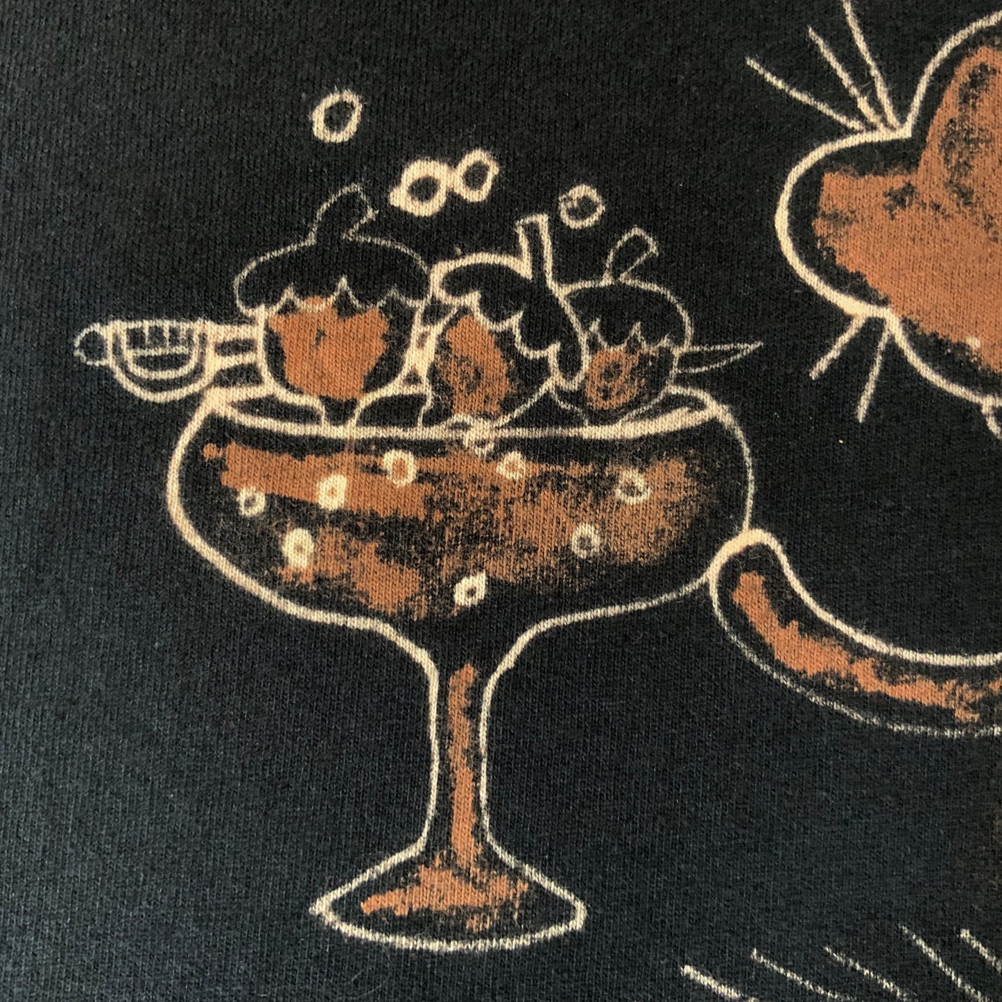 Daiquiri Squirrel - 3XL Bleach-Painted T-Shirt