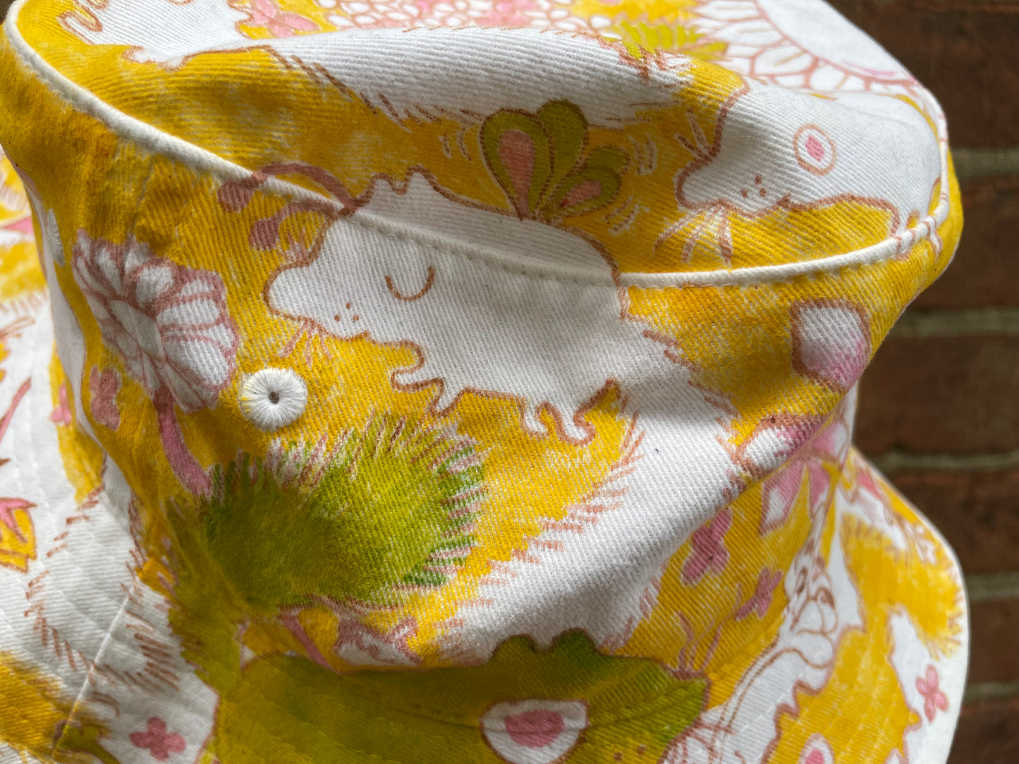 Golden Botanicals Squirrels Bucket Hat - Auction for Parkinson’s Foundation