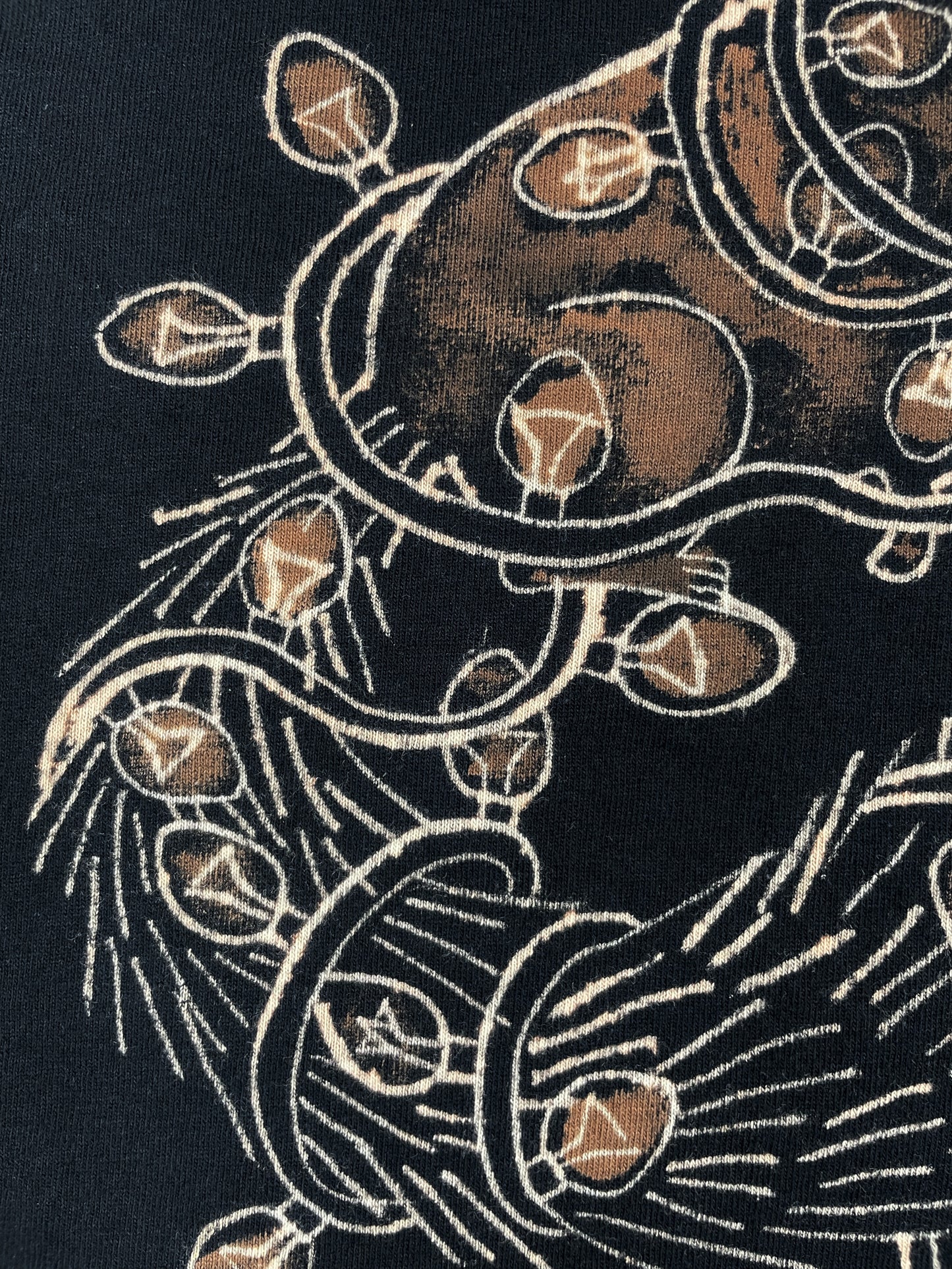 Xmas Lights Squirrel - Large Bleach-Painted T-Shirt