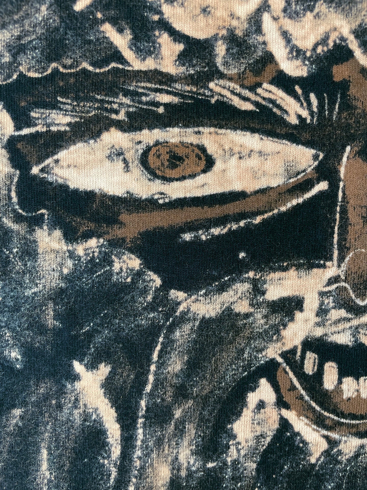 Mega Santa - Medium Bleach-Painted T-Shirt