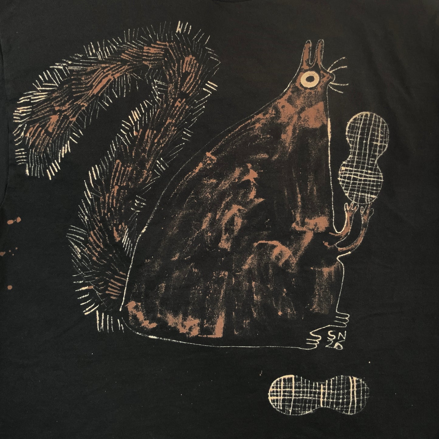 Mega Squirrel - XL Bleach-Painted T-Shirt