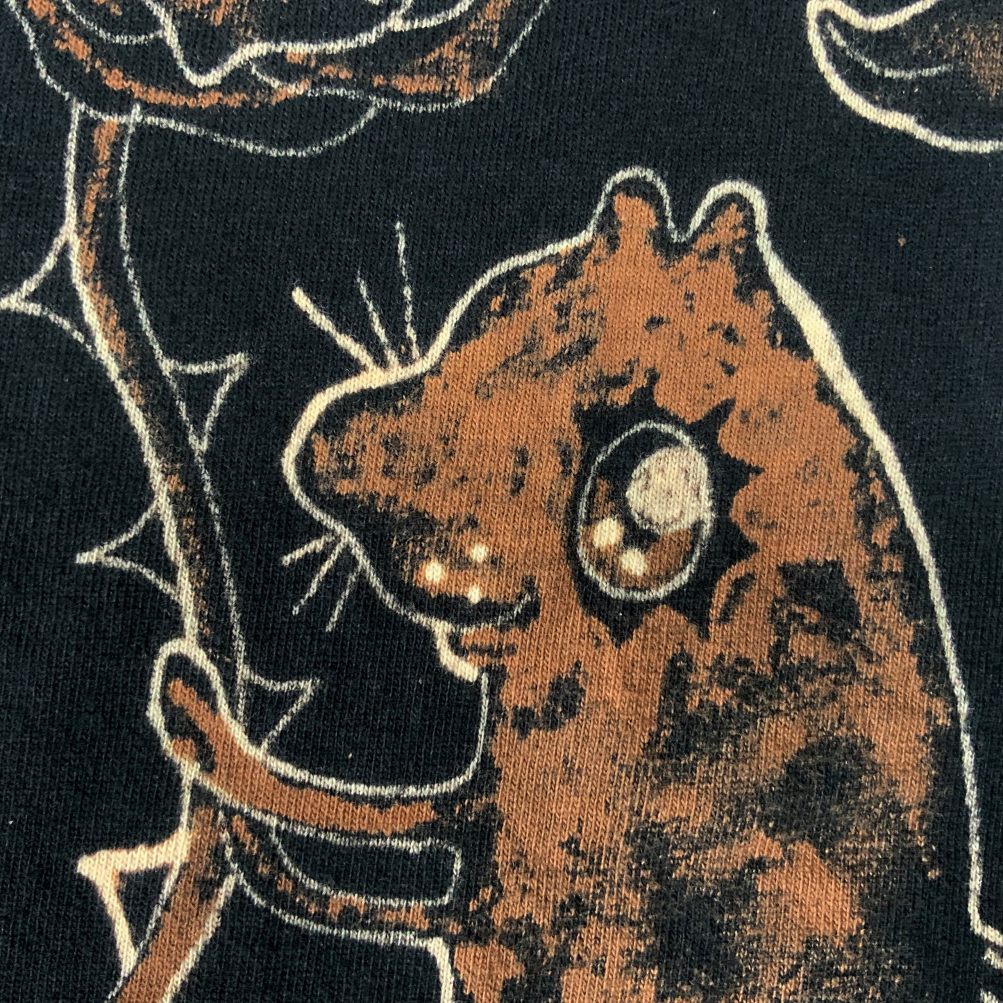 Romantic Rose Squirrel - 3XL Bleach-Painted T-Shirt