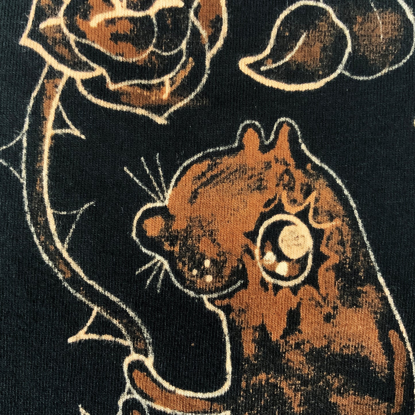 Romantic Rose Squirrel - Medium Bleach-Painted T-Shirt