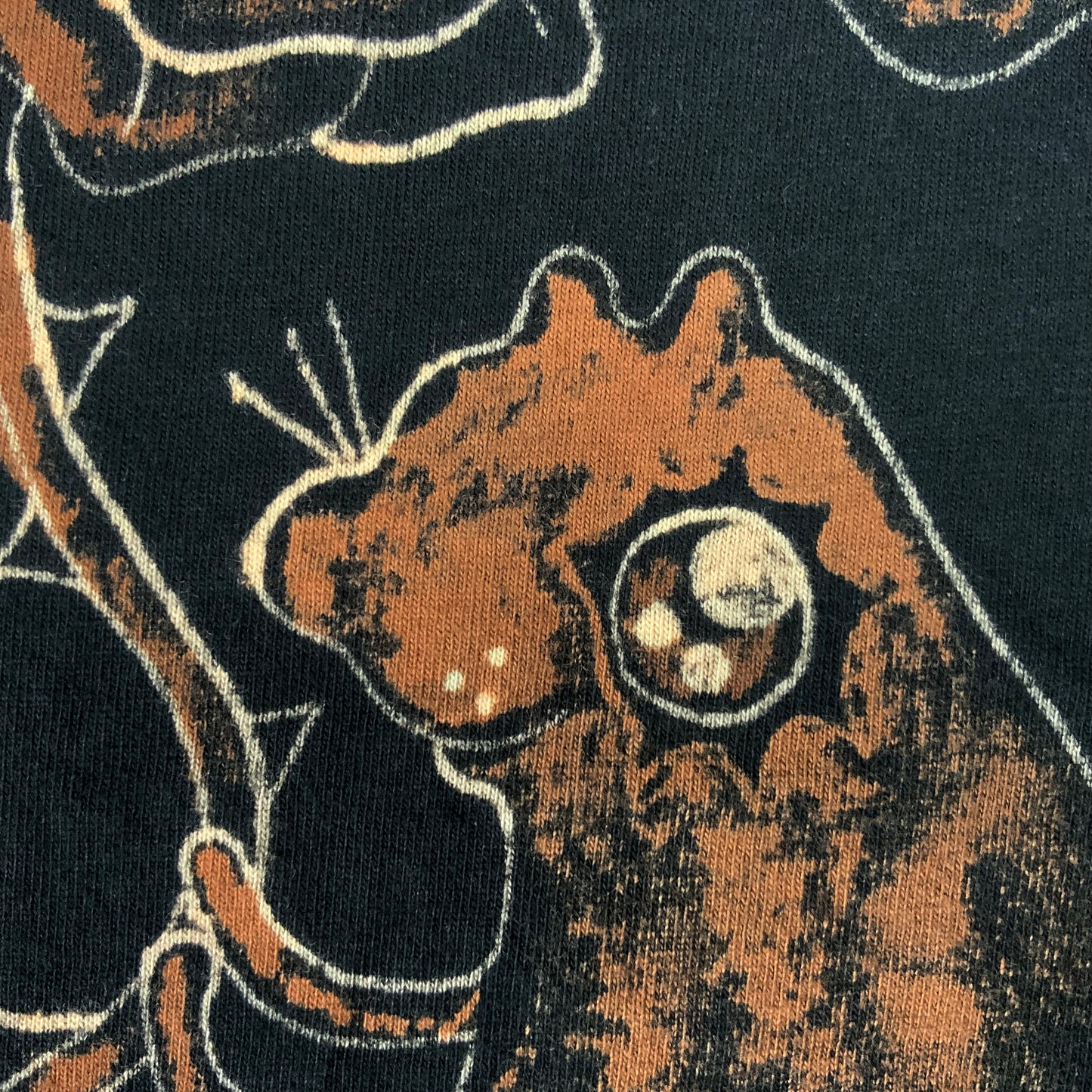 Romantic Rose Squirrel - XL Bleach-Painted T-Shirt