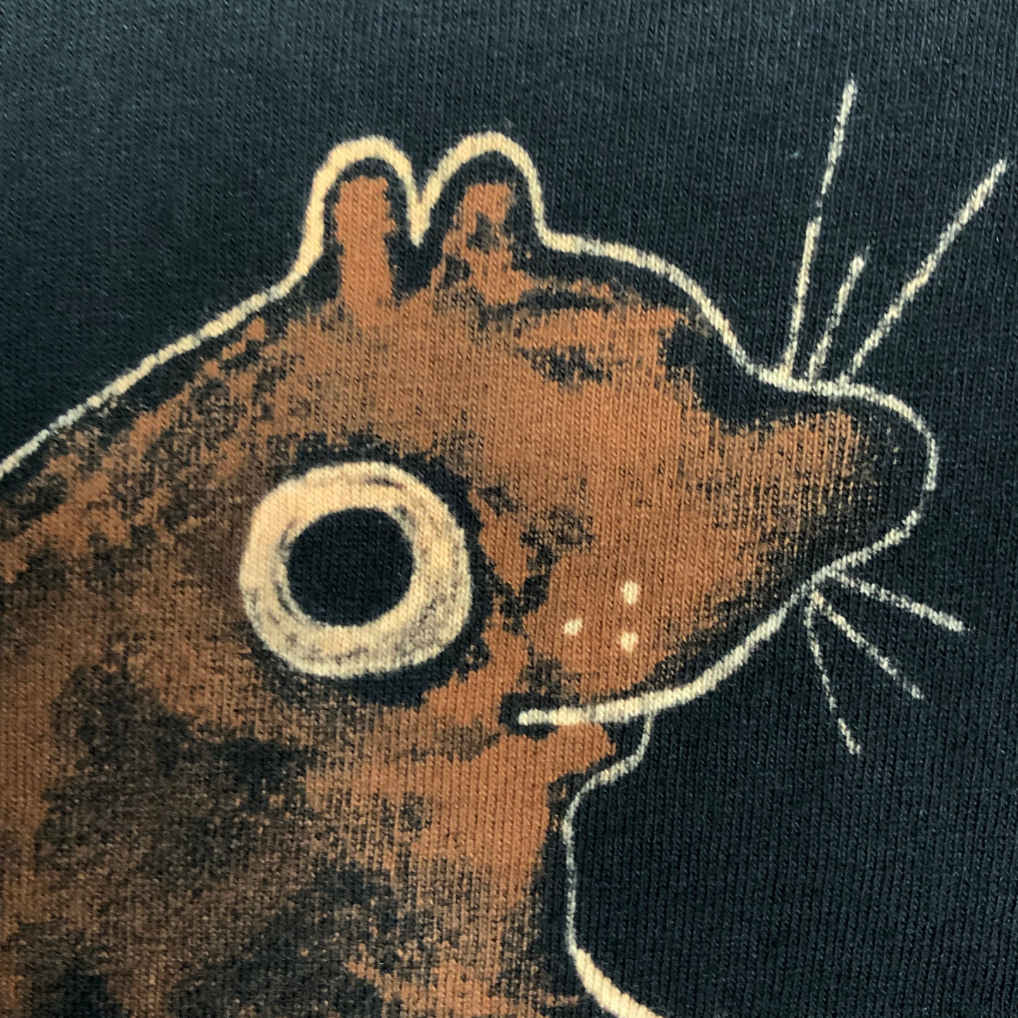 Manhattan Squirrel - 2XL Bleach-Painted T-Shirt