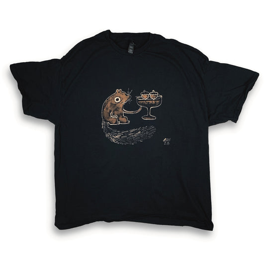 Manhattan Squirrel - 2XL Bleach-Painted T-Shirt