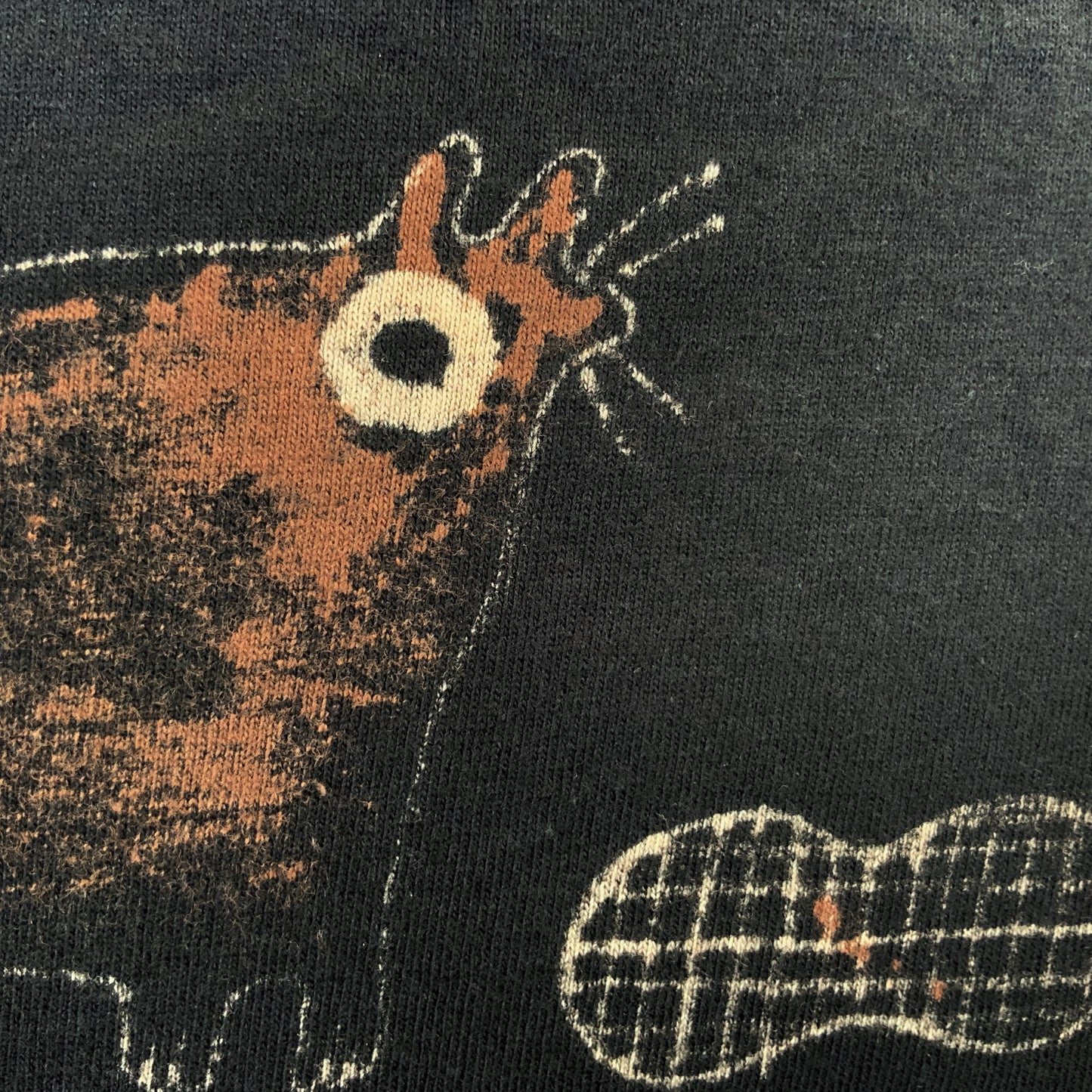 Spiral Tail Squirrel - 2XL Bleach-Painted T-Shirt